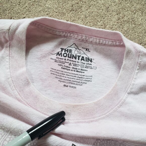 Thrashed The Mountain Valentina Sugar Skull Size XL Mens Tie Dye Pink T-Shirt - Picture 3 of 7